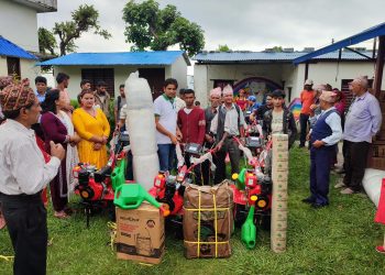 शहरमा कौशी करेसा र गाउँमा कृषि यन्त्र